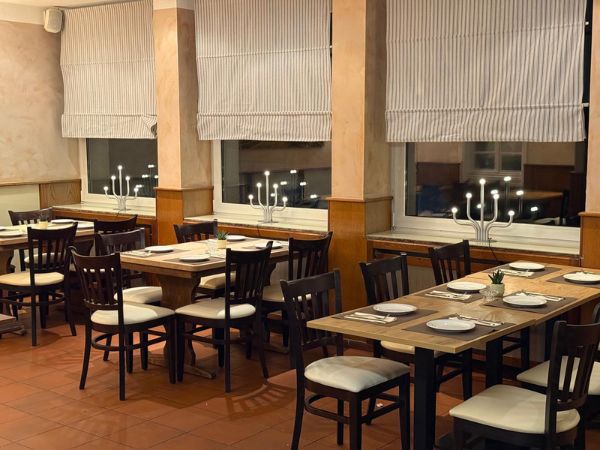 indian-fisch-and-grill-interior-8